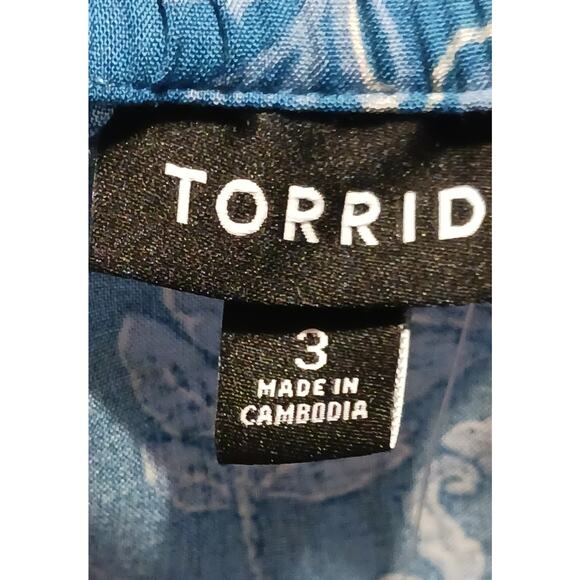 Torrid Womens Mini Puff Sleeve Devy Floral Bluesteel Dress w/ pockets Size 3 NWT - Picture 9 of 11